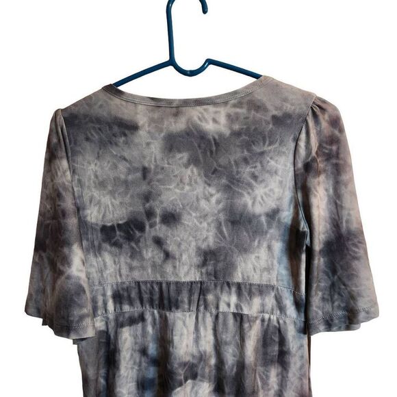 Lady Noiz Tie Dye Small Gray Rhinestone Top - Picture 6 of 7